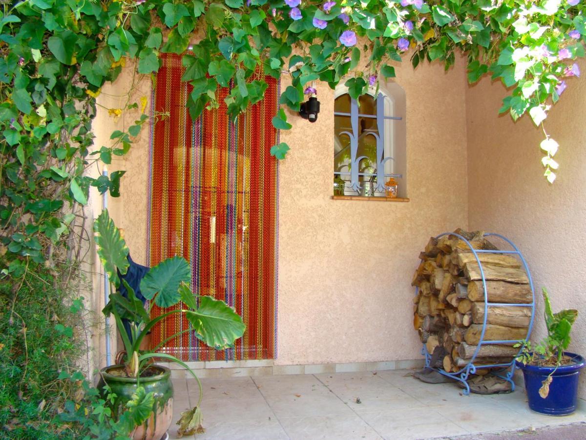 Villeneuve-la-Rivière Chambres Table D'Hotes Carpe Diem מראה חיצוני תמונה